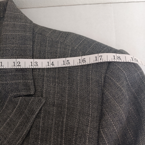 Amanda Smith II Pure Wool Blazer Jacket Gray Pin Stripped US Plus Size 20W - Picture 5 of 12